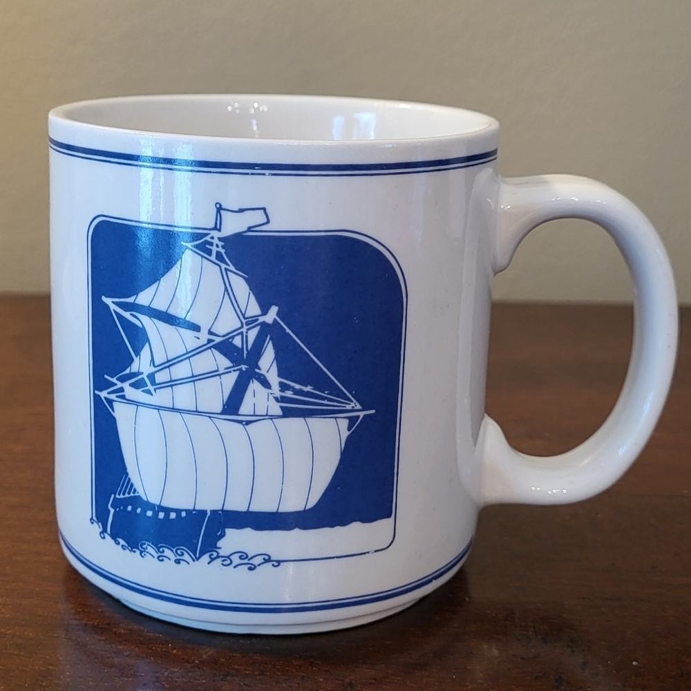 Vtg Hickory Farms Yankee Trader Series II Mug Coffee Tea Blue White Nautical UK